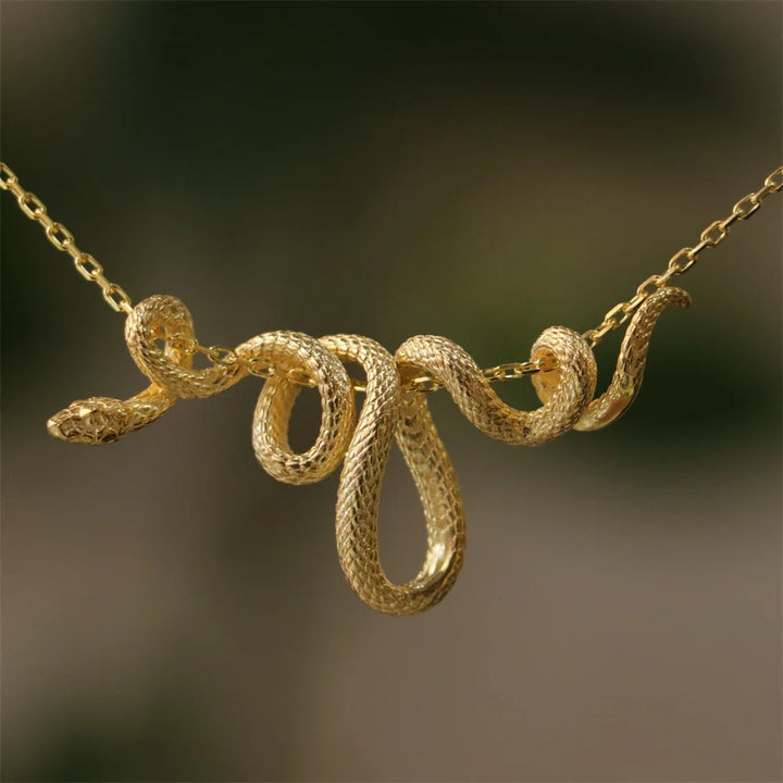 Cyllarus Coiler Necklace