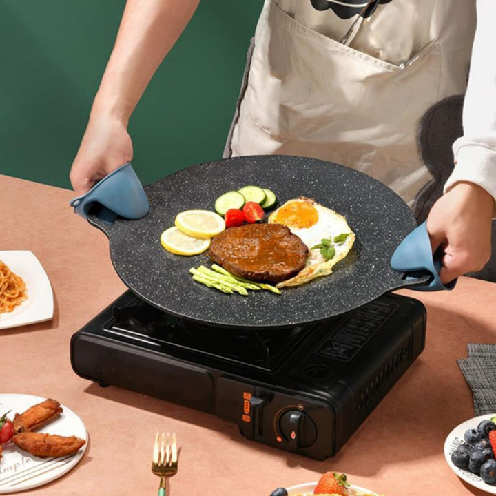 Large Convenient Cooking Pan