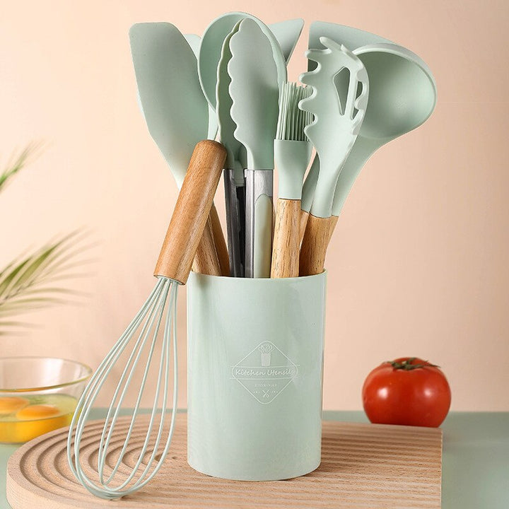 Simplistic Kitchen Utensils