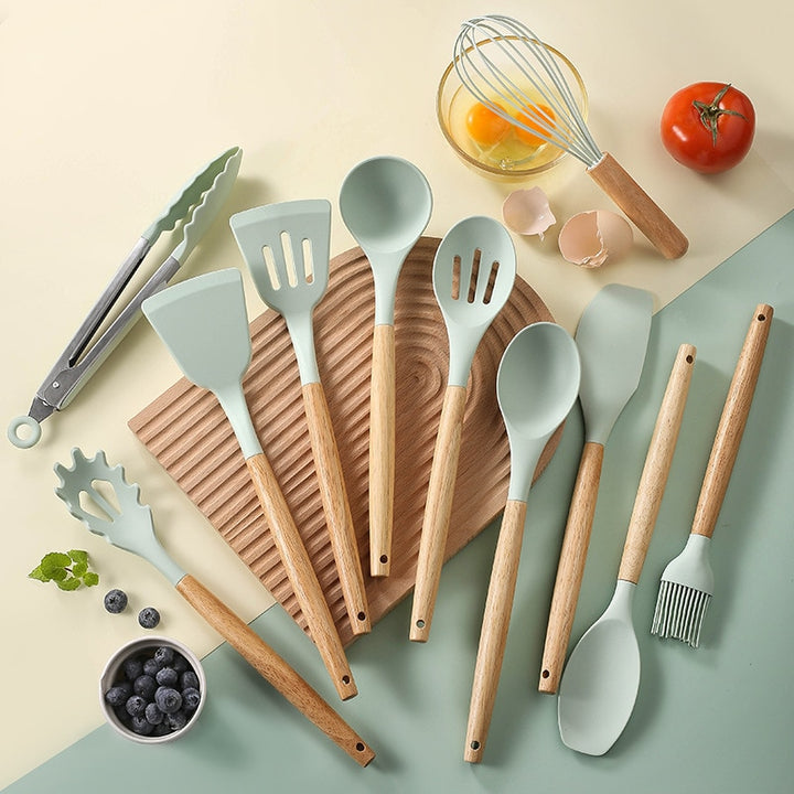 Simplistic Kitchen Utensils